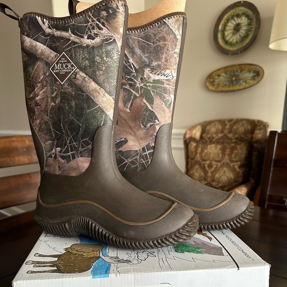 Kid’s Muck Boots Size 6